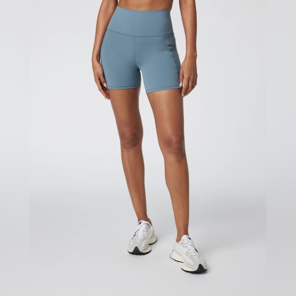 Vuori Pants - NWT Vuori Pocket Short - Smoke Blue